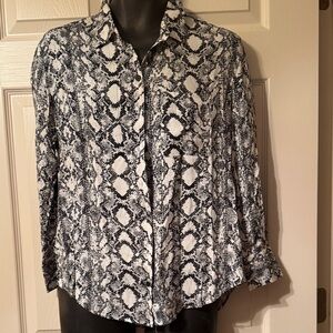 Velvet Heart Black & White Snake Print Button-Up Blouse Size Small